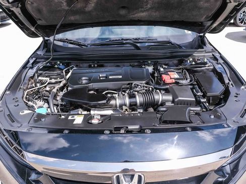 Used 2018 Honda Accord Sport image 28