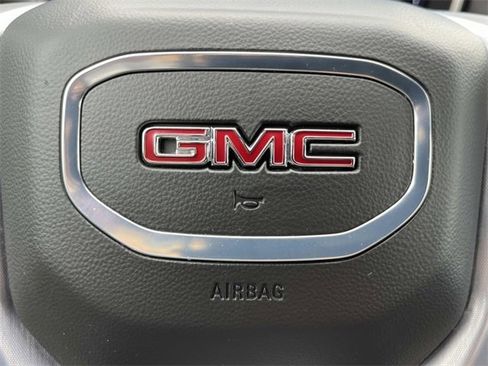 Used 2024 GMC Sierra 1500 SLT image 33