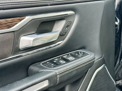 Used 2020 RAM 1500 Laramie image 17