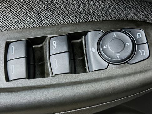 Used 2023 Chevrolet TrailBlazer LT w/ LPO, Blackout Package image 15