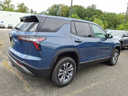 New 2026 Chevrolet Equinox LT w/ Convenience Package II image 4