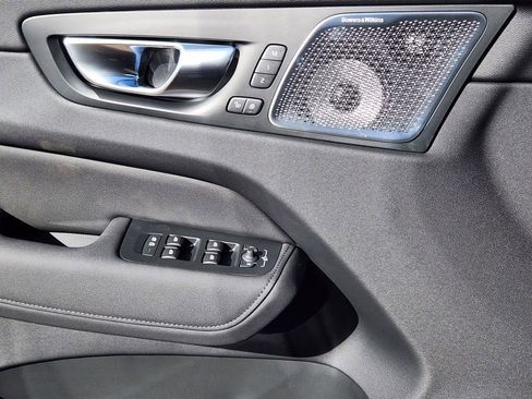 New 2026 Volvo XC60 T8 Ultra w/ Protection Package Premier image 12