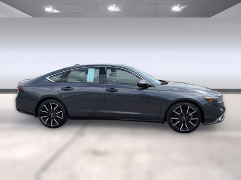 New 2026 Honda Accord Touring image 8