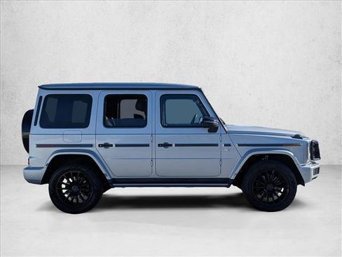 Used 2023 Mercedes-Benz G 550 image 4