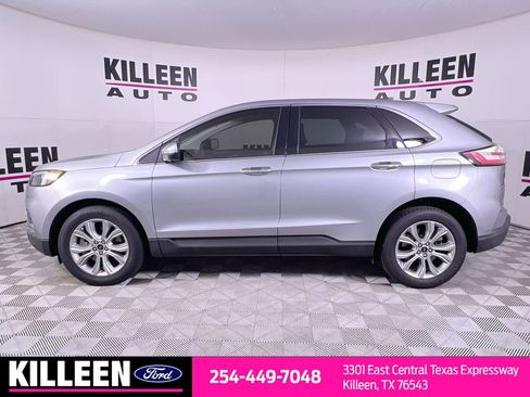 Used 2024 Ford Edge Titanium image 4