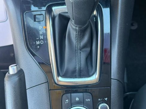 Used 2016 MAZDA MAZDA3 i Sport w/ Preferred Equipment Package FWD image 15