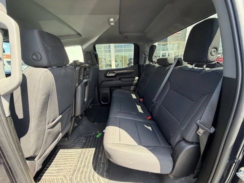Used 2022 Chevrolet Silverado 1500 LT AWD/4WD image 15