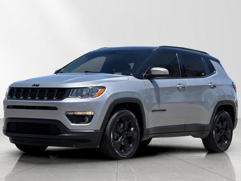 Used 2019 Jeep Compass Latitude FWD image 7