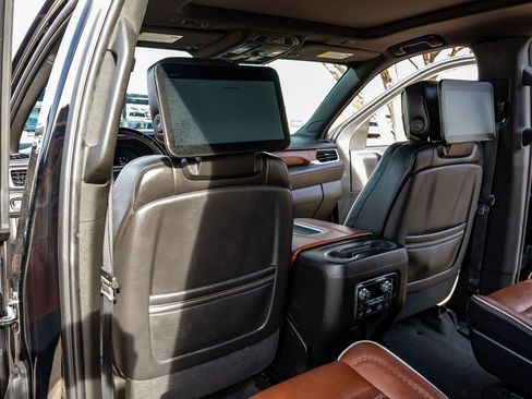 Used 2023 GMC Yukon Denali Ultimate image 34