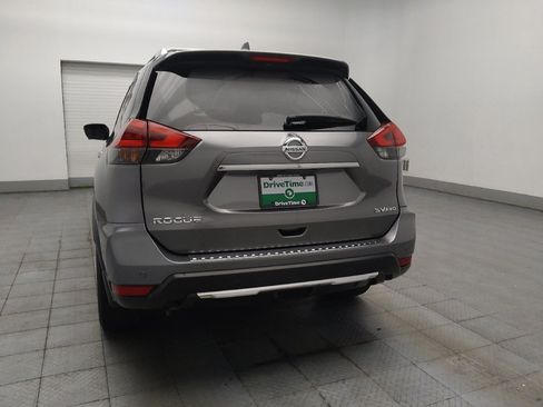 Used 2019 Nissan Rogue SV w/ Sun & Sound Touring Package AWD/4WD image 6