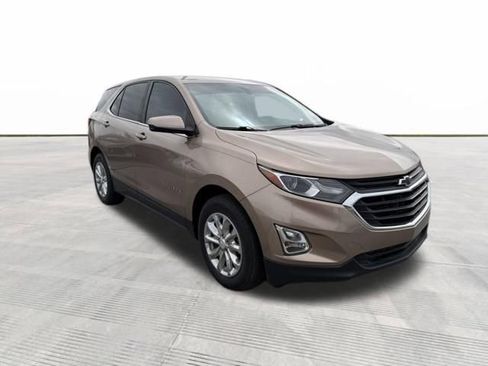 Used 2018 Chevrolet Equinox LT FWD image 9