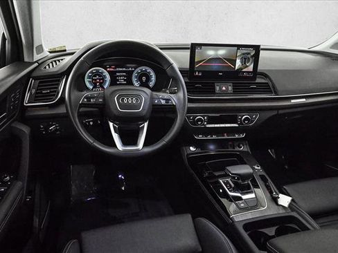 Used 2025 Audi Q5 e Premium Plus image 19