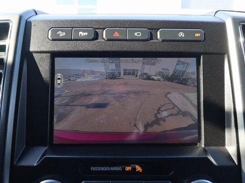 Used 2018 Ford F150 Lariat w/ Equipment Group 502A Luxury image 8