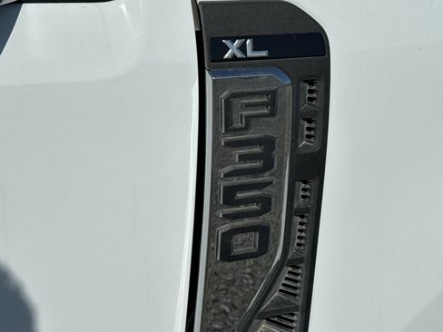 New 2025 Ford F350 XL w/ XL Chrome Package image 23
