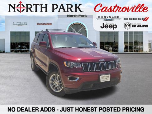 Used 2020 Jeep Grand Cherokee Laredo AWD/4WD image 1