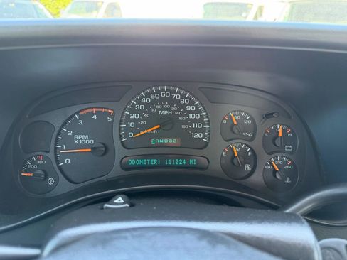 Used 2004 Chevrolet Silverado 3500 LS w/ Heavy-Duty Power Package image 18