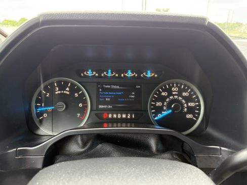 Used 2016 Ford F150 XLT w/ Equipment Group 301A Mid image 13