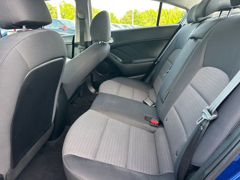 Used 2018 Kia Forte LX w/ LX Popular Package FWD image 8
