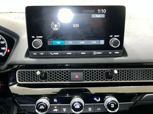 Used 2023 Honda Civic Sport image 25