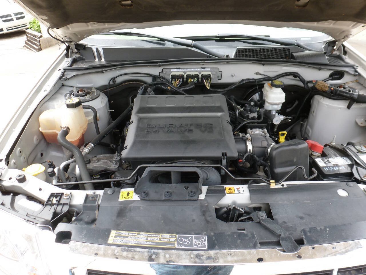 Used 2012 Ford Escape XLT AWD/4WD image 17