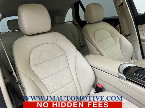 Used 2021 Mercedes-Benz GLC 300 4MATIC image 21