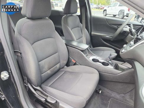 Used 2022 Chevrolet Malibu LS image 16