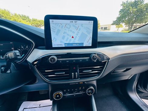 Used 2020 Ford Escape SEL FWD image 17