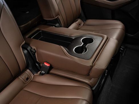 Certified 2023 Acura MDX FWD w/ Technology Package image 35