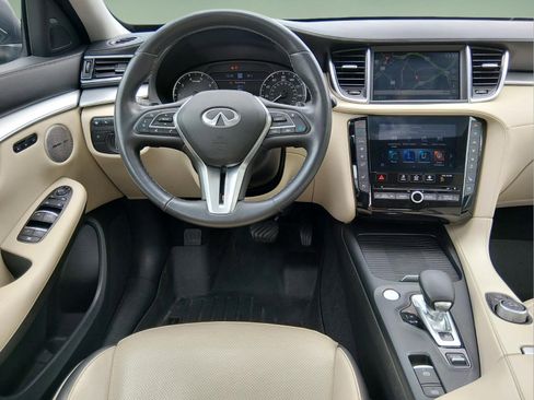 Used 2022 INFINITI QX50 Essential AWD/4WD image 11