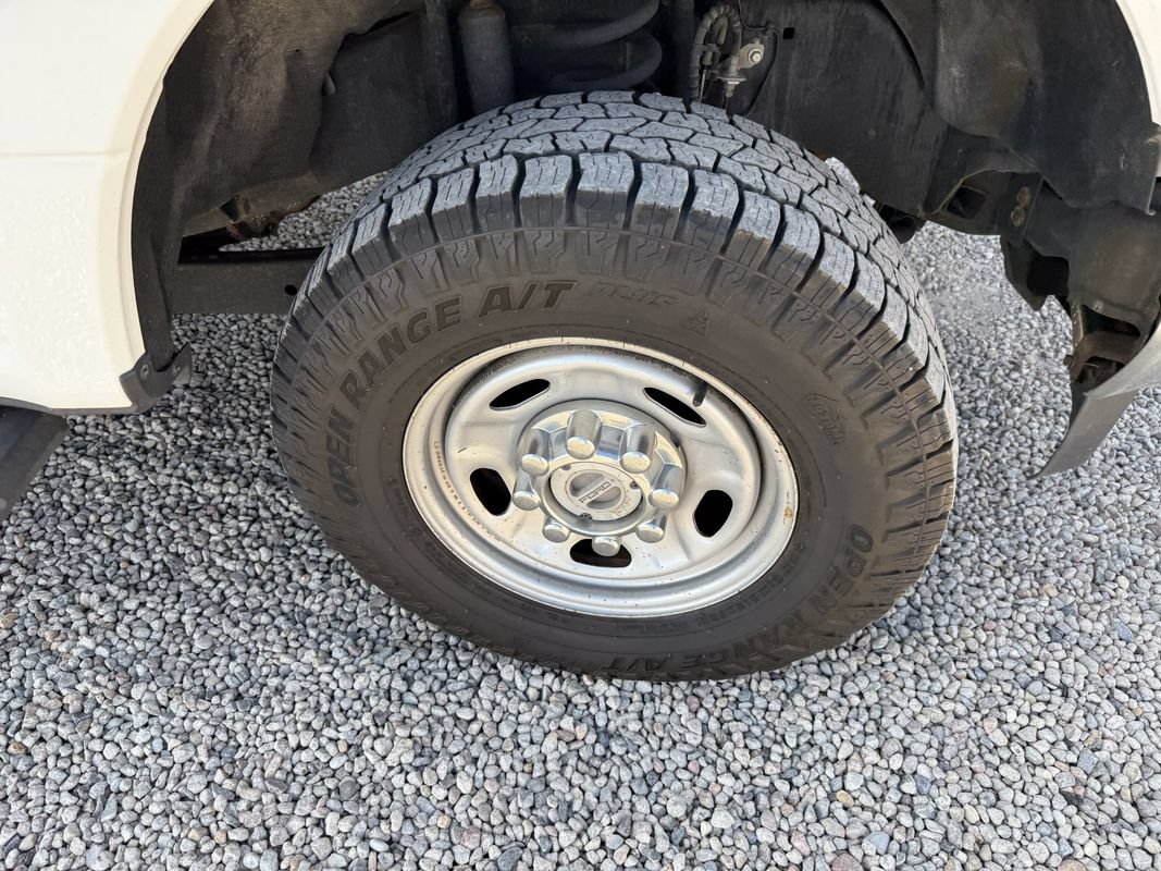 Used 2018 Ford F250 XL w/ Power Equipment Group AWD/4WD image 34