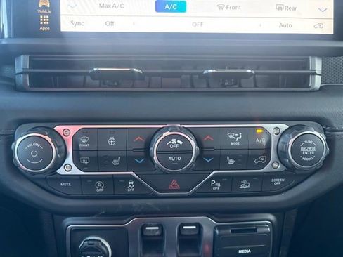 New 2026 Jeep Wrangler Rubicon w/ Safety Group image 21