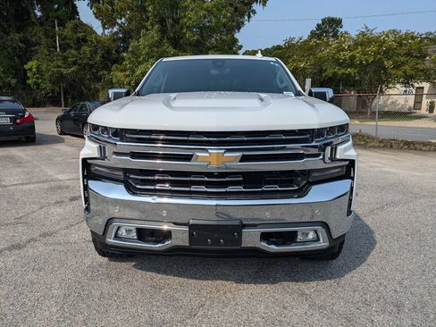 Used 2020 Chevrolet Silverado 1500 LTZ w/ LTZ Premium Package AWD/4WD image 9