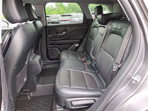 Certified 2022 Lincoln Corsair AWD w/ Equipment Group 101A image 11