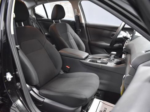 Certified 2025 Nissan Sentra S FWD image 14