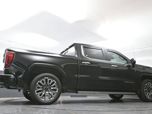 Used 2023 GMC Sierra 1500 Denali Ultimate AWD/4WD image 51