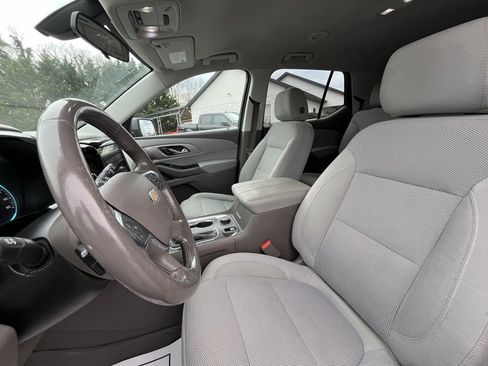 Used 2018 Chevrolet Traverse LT w/ LPO, Floor Liner Package image 18