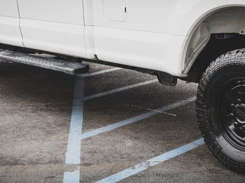 Used 2021 Ford F250 XL w/ Power Equipment Group image 23