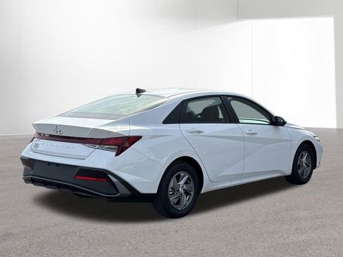 New 2026 Hyundai Elantra SE w/ Cargo Package FWD image 13
