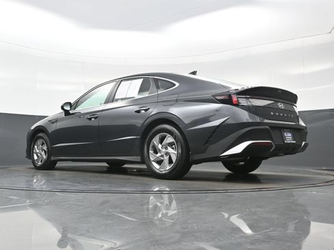 Certified 2026 Hyundai Sonata SE FWD image 28