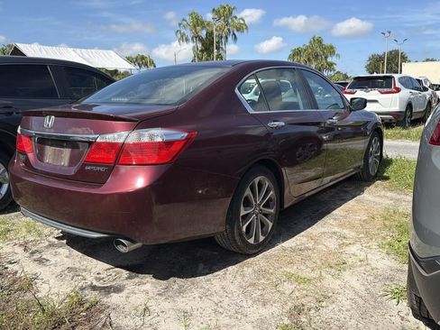 Used 2015 Honda Accord Sport image 6