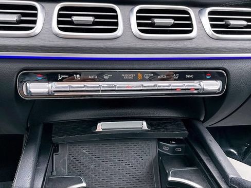 Certified 2024 Mercedes-Benz GLS 450 4MATIC image 18