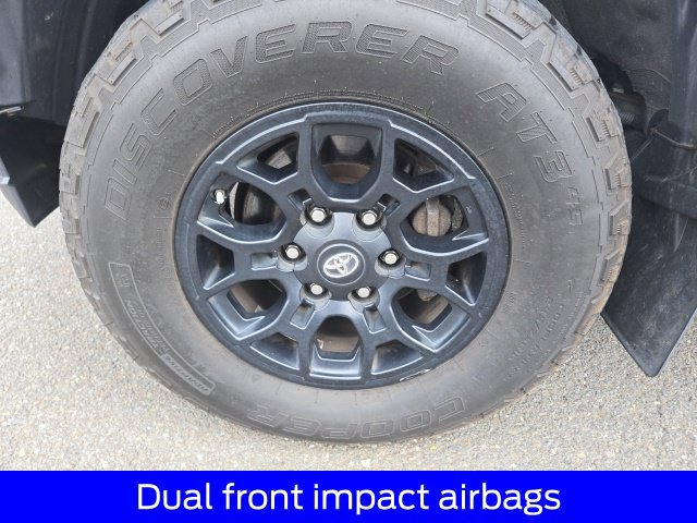 Used 2021 Toyota Tacoma SR5 AWD/4WD image 14