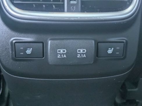 Used 2021 Subaru Outback Touring AWD/4WD image 15