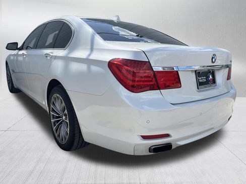 Used 2012 BMW 740i RWD image 6