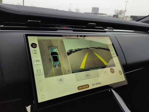 New 2025 Land Rover Range Rover Sport Dynamic SE image 30