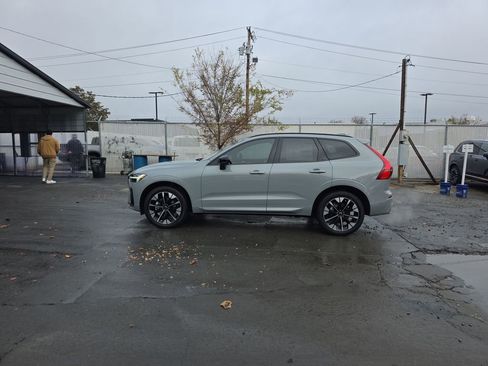 New 2026 Volvo XC60 B5 Plus w/ Protection Package Premier image 16