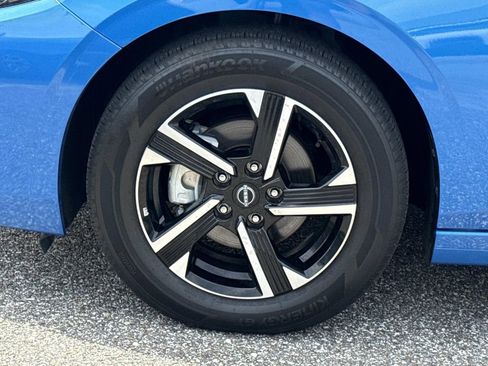 Certified 2025 Nissan Sentra SV FWD image 11