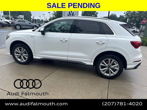 Used 2022 Audi Q3 2.0T Premium w/ Convenience Package AWD/4WD image 13