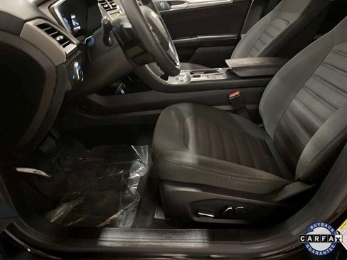 Used 2019 Ford Fusion SE image 58