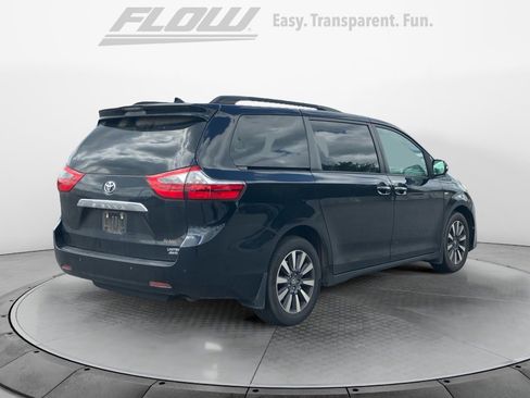 Used 2020 Toyota Sienna Limited Premium AWD/4WD image 9